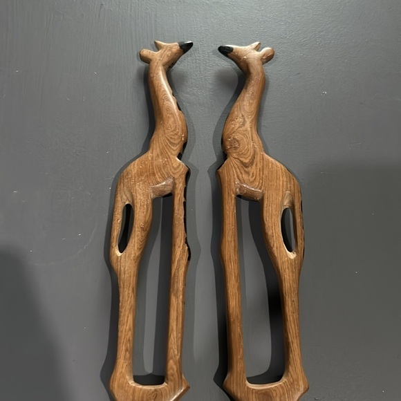 Wooden African Giraffe Handmade Salad Serving Utensils - Picture 5 of 6